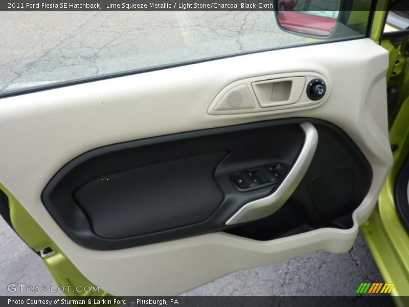 Lime Squeeze Metallic / Light Stone/Charcoal Black Cloth 2011 Ford Fiesta SE Hatchback