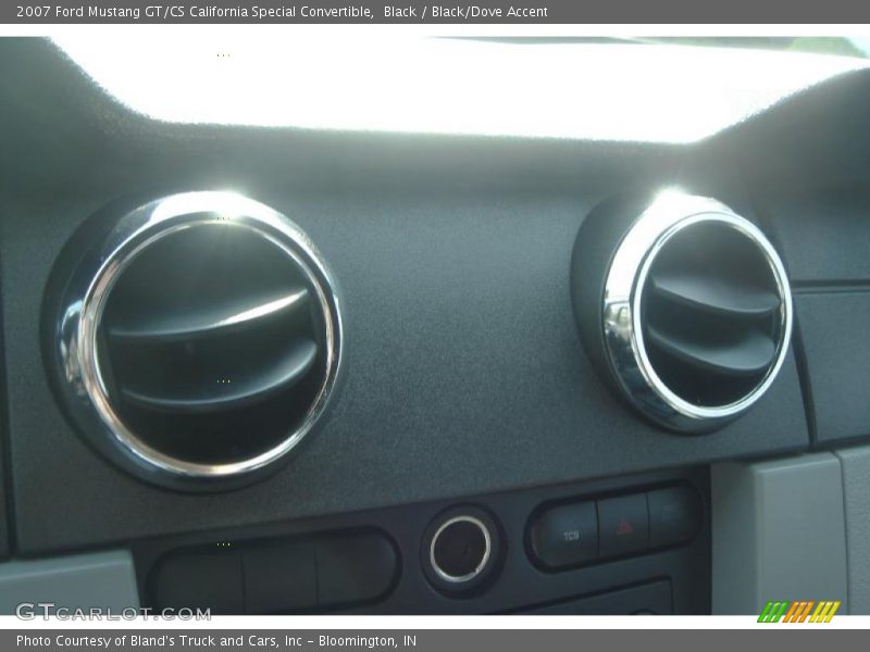 Black / Black/Dove Accent 2007 Ford Mustang GT/CS California Special Convertible