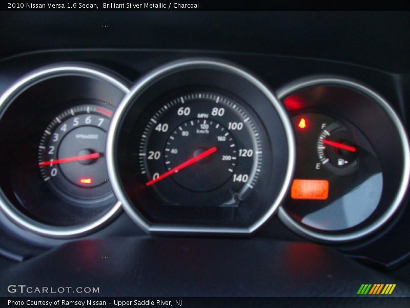  2010 Versa 1.6 Sedan 1.6 Sedan Gauges