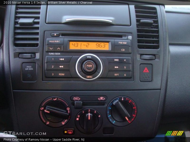 Controls of 2010 Versa 1.6 Sedan