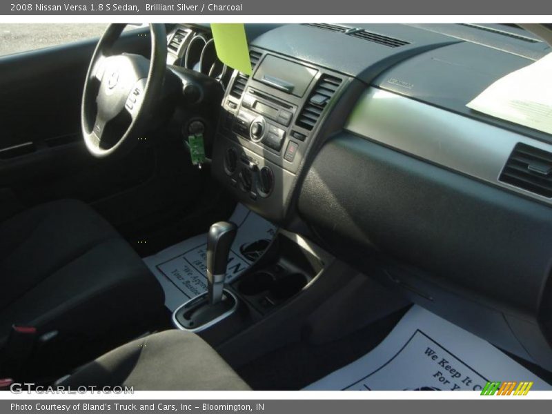 Brilliant Silver / Charcoal 2008 Nissan Versa 1.8 S Sedan