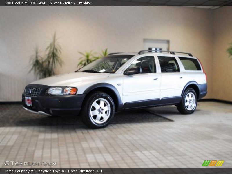 Silver Metallic / Graphite 2001 Volvo V70 XC AWD