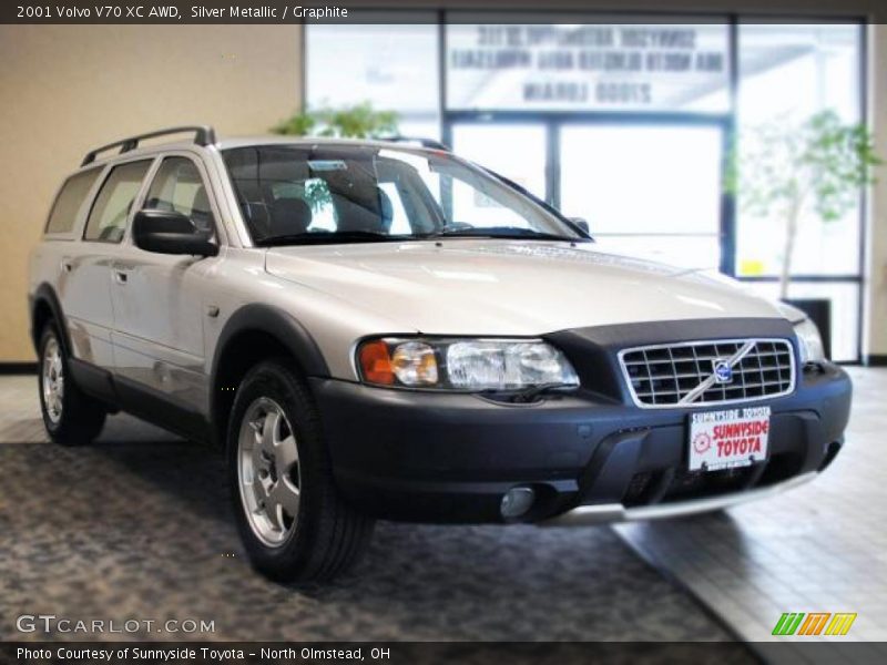 Silver Metallic / Graphite 2001 Volvo V70 XC AWD