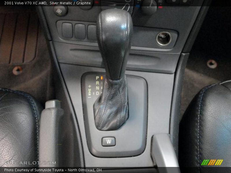 Silver Metallic / Graphite 2001 Volvo V70 XC AWD