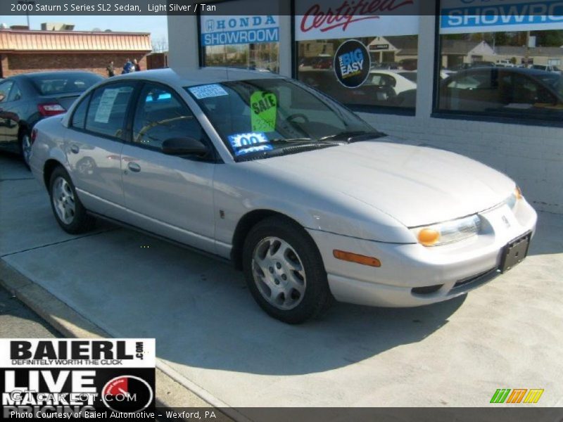 Light Silver / Tan 2000 Saturn S Series SL2 Sedan
