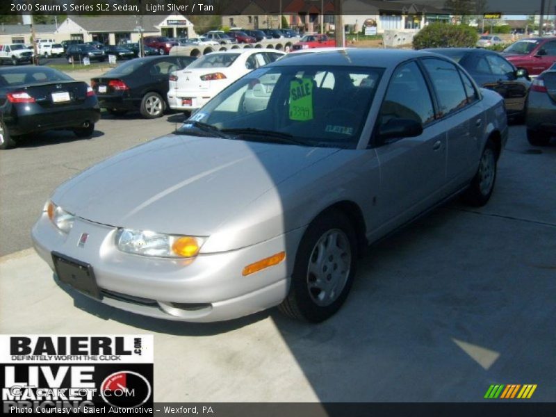 Light Silver / Tan 2000 Saturn S Series SL2 Sedan