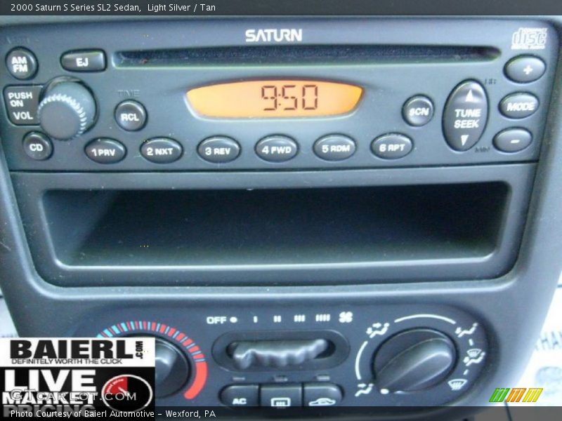 Light Silver / Tan 2000 Saturn S Series SL2 Sedan