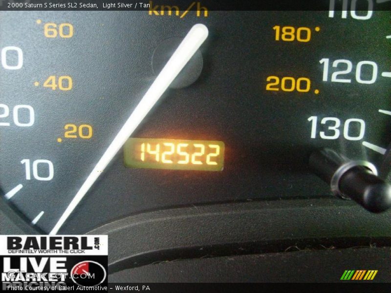 Light Silver / Tan 2000 Saturn S Series SL2 Sedan