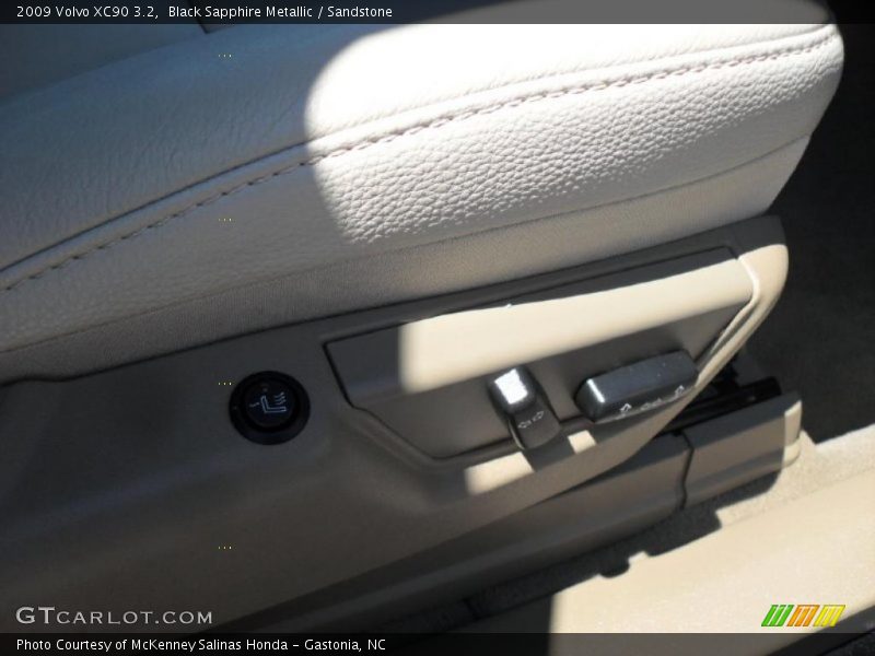 Black Sapphire Metallic / Sandstone 2009 Volvo XC90 3.2