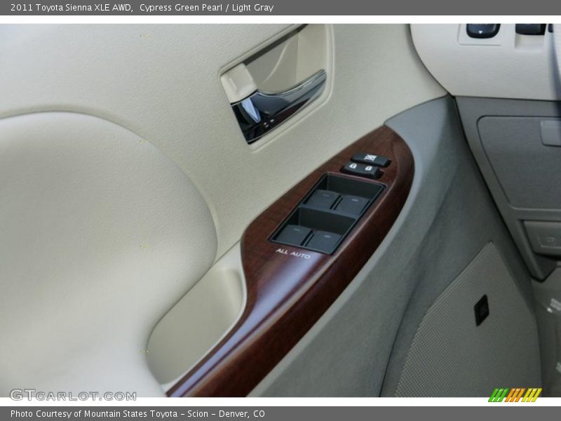 Cypress Green Pearl / Light Gray 2011 Toyota Sienna XLE AWD