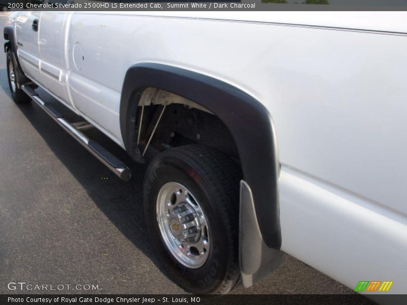 Summit White / Dark Charcoal 2003 Chevrolet Silverado 2500HD LS Extended Cab