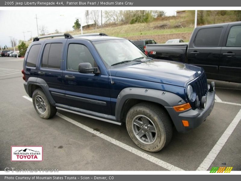 Patriot Blue Pearl / Medium Slate Gray 2005 Jeep Liberty Renegade 4x4