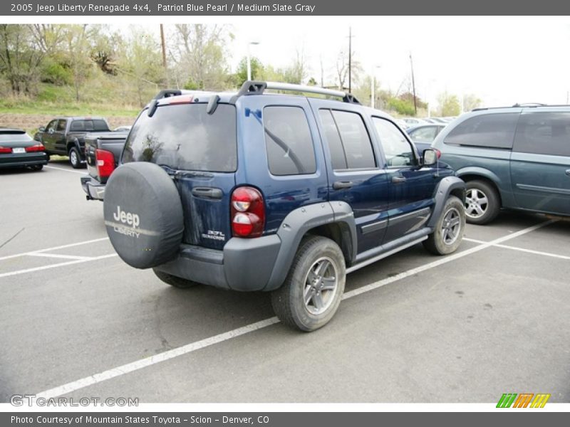 Patriot Blue Pearl / Medium Slate Gray 2005 Jeep Liberty Renegade 4x4