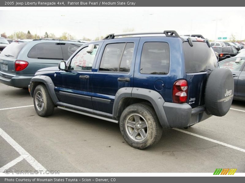 Patriot Blue Pearl / Medium Slate Gray 2005 Jeep Liberty Renegade 4x4