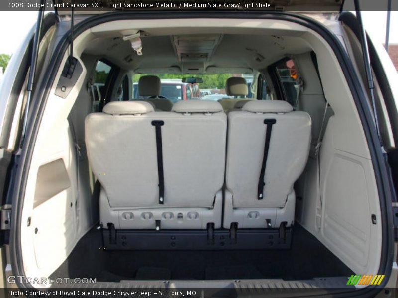 Light Sandstone Metallic / Medium Slate Gray/Light Shale 2008 Dodge Grand Caravan SXT