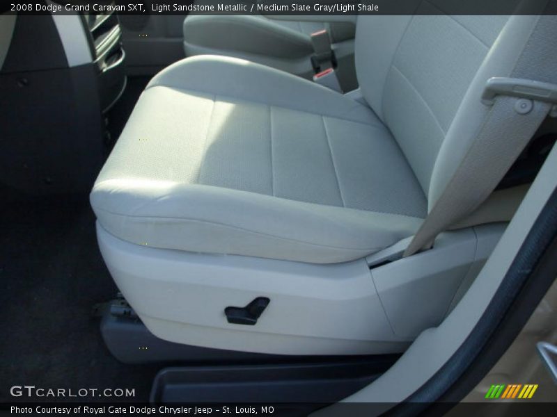 Light Sandstone Metallic / Medium Slate Gray/Light Shale 2008 Dodge Grand Caravan SXT