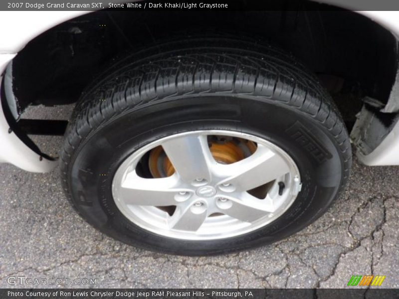 Stone White / Dark Khaki/Light Graystone 2007 Dodge Grand Caravan SXT