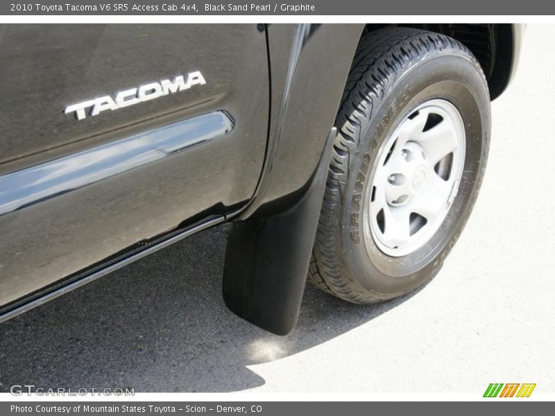Black Sand Pearl / Graphite 2010 Toyota Tacoma V6 SR5 Access Cab 4x4