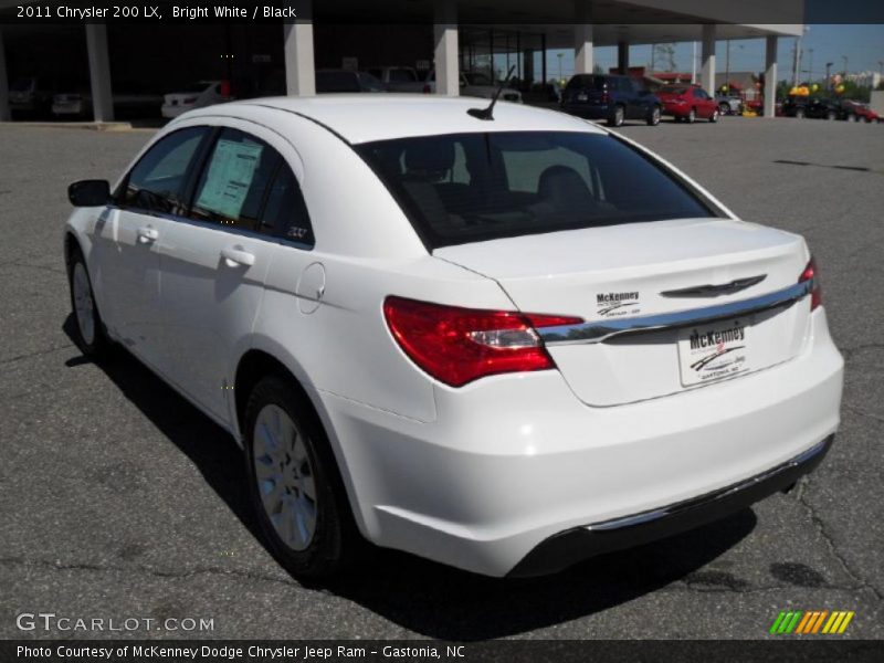 Bright White / Black 2011 Chrysler 200 LX