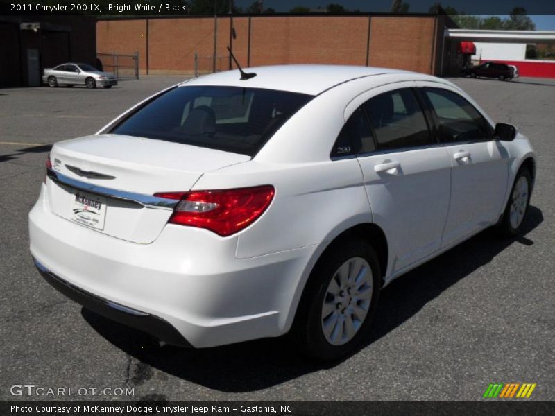 Bright White / Black 2011 Chrysler 200 LX