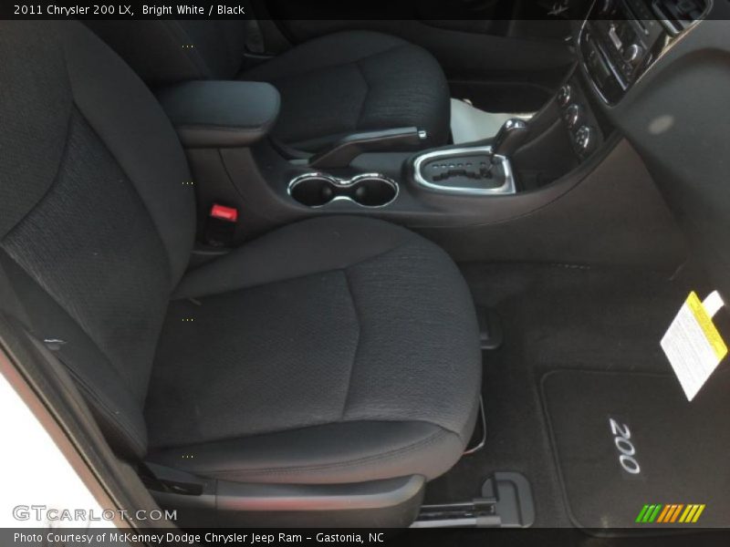 Bright White / Black 2011 Chrysler 200 LX