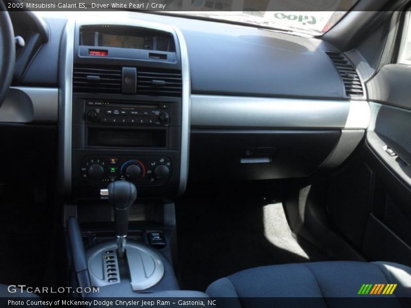 Dover White Pearl / Gray 2005 Mitsubishi Galant ES