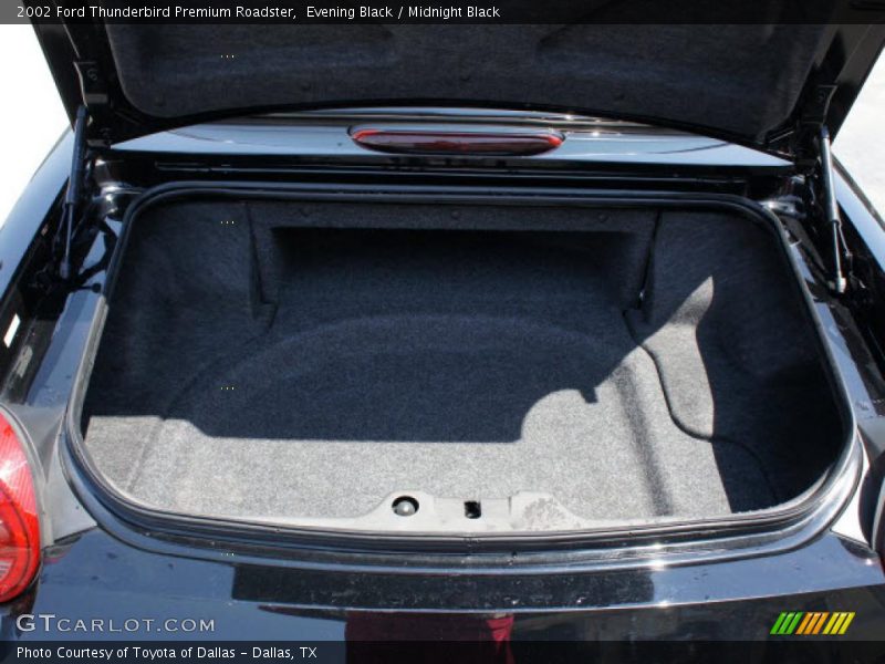  2002 Thunderbird Premium Roadster Trunk