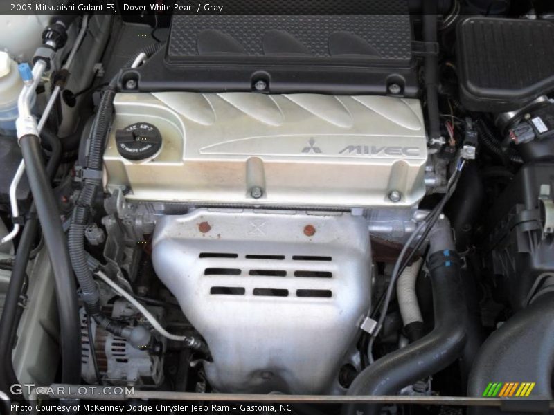 Dover White Pearl / Gray 2005 Mitsubishi Galant ES