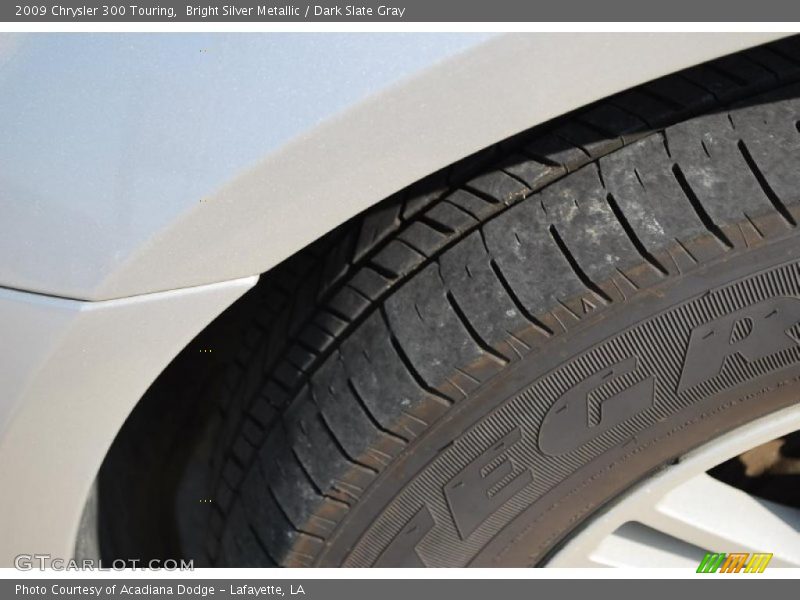 Bright Silver Metallic / Dark Slate Gray 2009 Chrysler 300 Touring