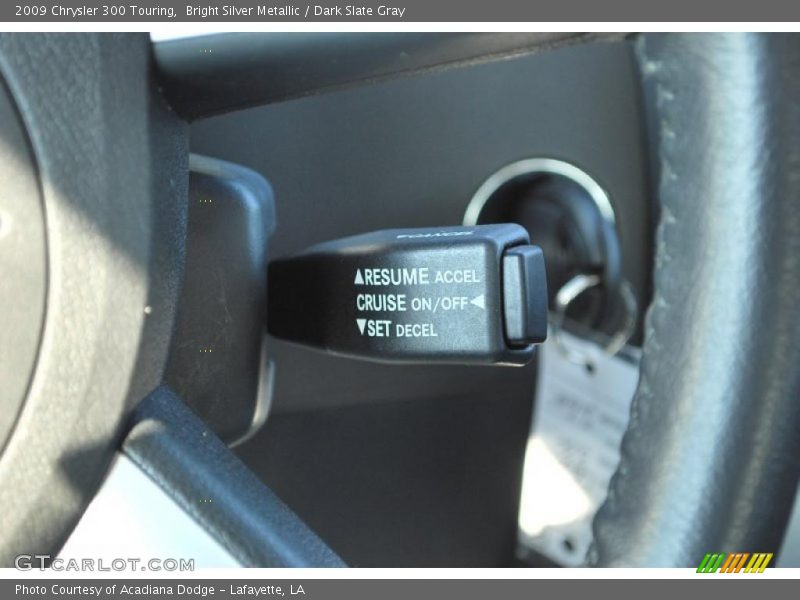 Bright Silver Metallic / Dark Slate Gray 2009 Chrysler 300 Touring