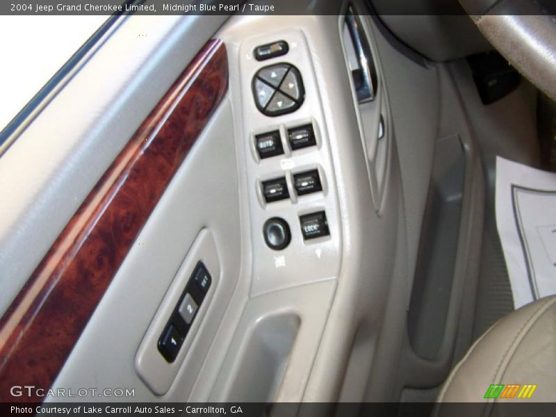Midnight Blue Pearl / Taupe 2004 Jeep Grand Cherokee Limited
