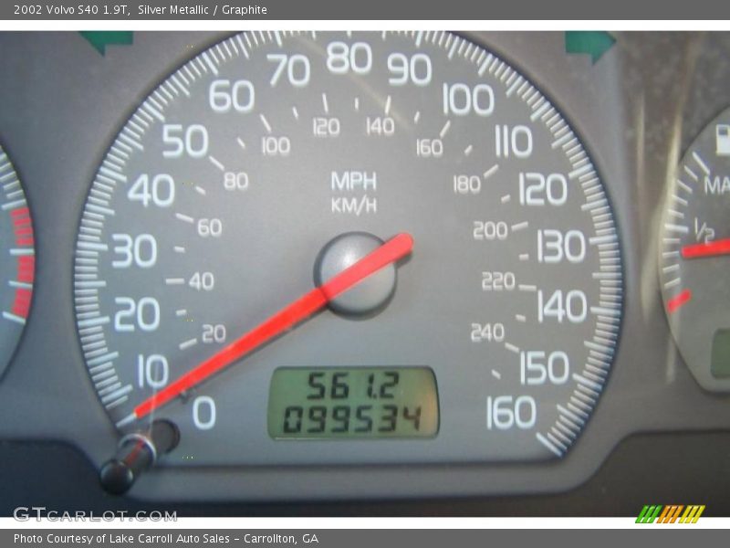 Silver Metallic / Graphite 2002 Volvo S40 1.9T