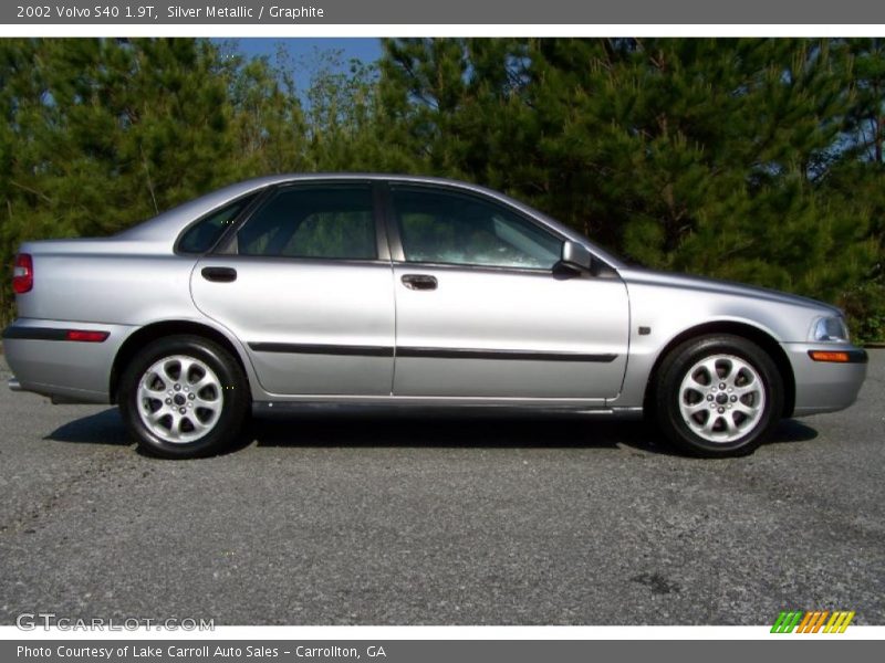 Silver Metallic / Graphite 2002 Volvo S40 1.9T