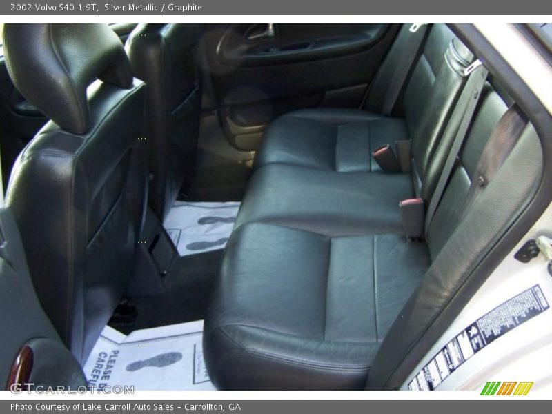 Silver Metallic / Graphite 2002 Volvo S40 1.9T