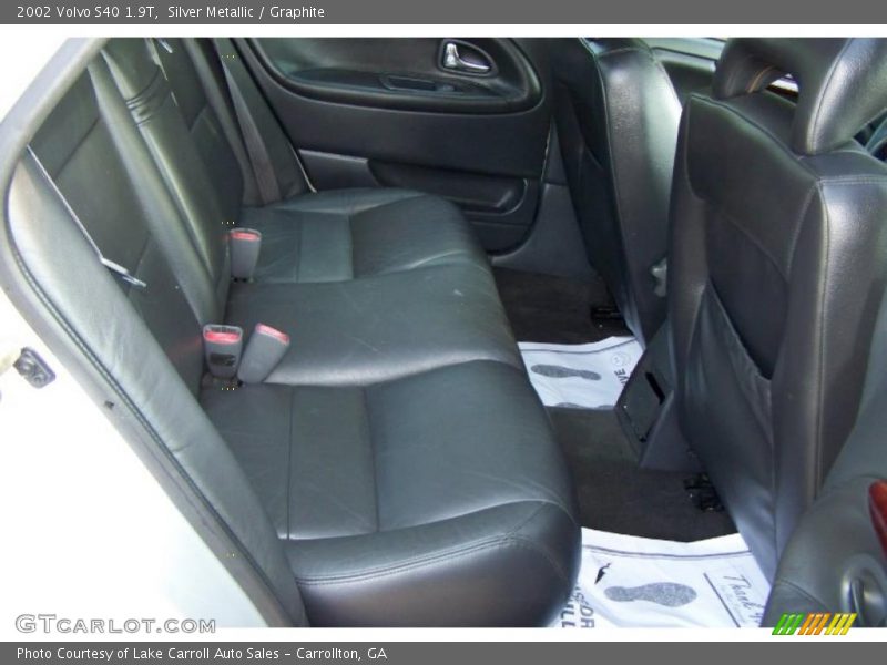 Silver Metallic / Graphite 2002 Volvo S40 1.9T