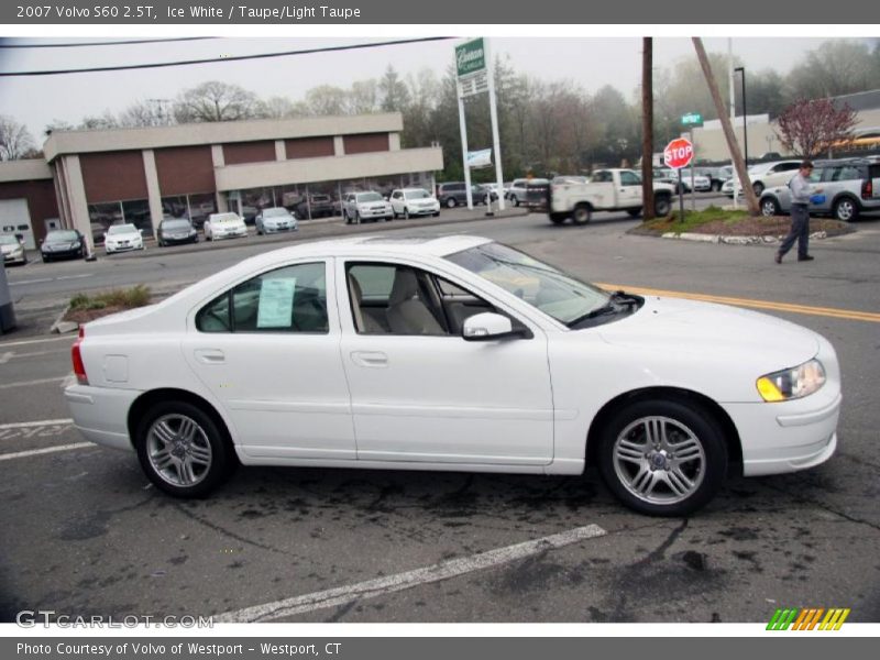 Ice White / Taupe/Light Taupe 2007 Volvo S60 2.5T