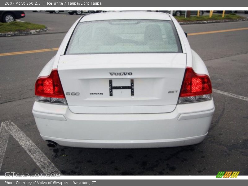 Ice White / Taupe/Light Taupe 2007 Volvo S60 2.5T