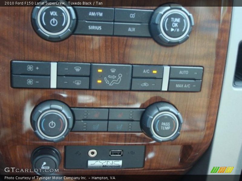 Tuxedo Black / Tan 2010 Ford F150 Lariat SuperCrew