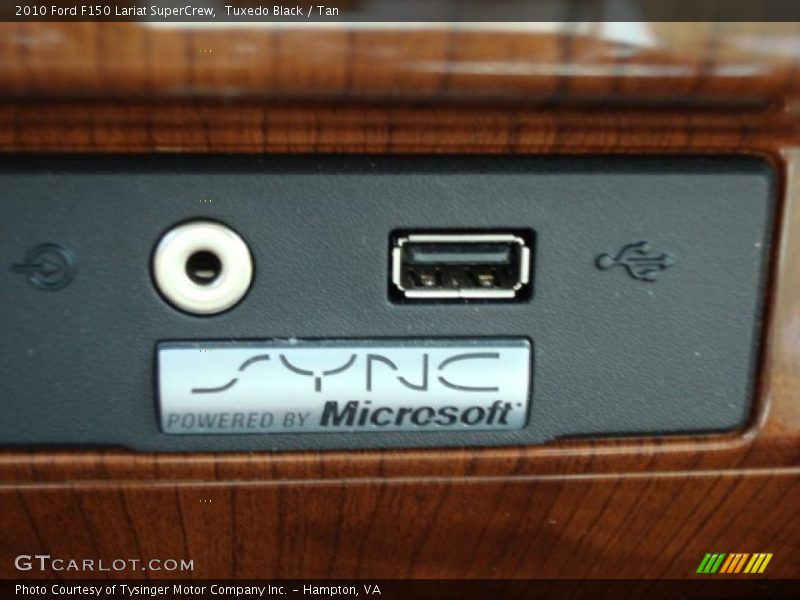Tuxedo Black / Tan 2010 Ford F150 Lariat SuperCrew