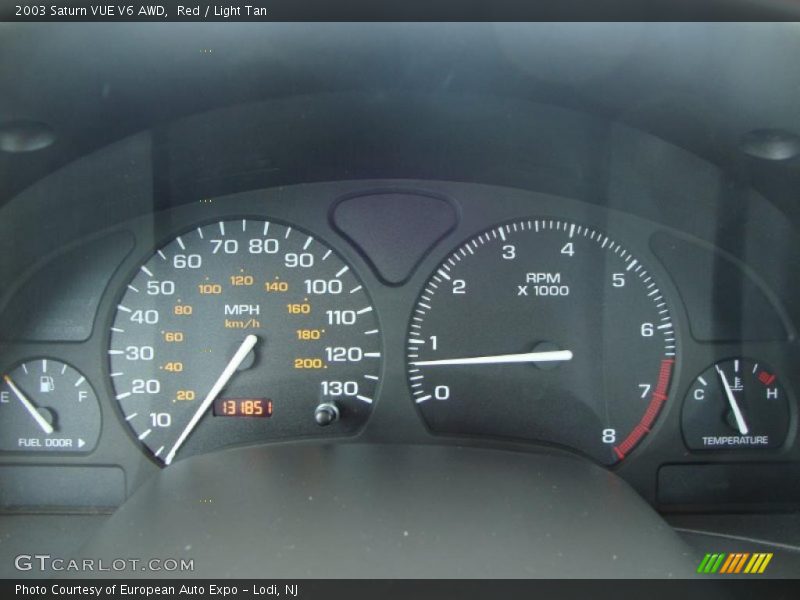 Red / Light Tan 2003 Saturn VUE V6 AWD