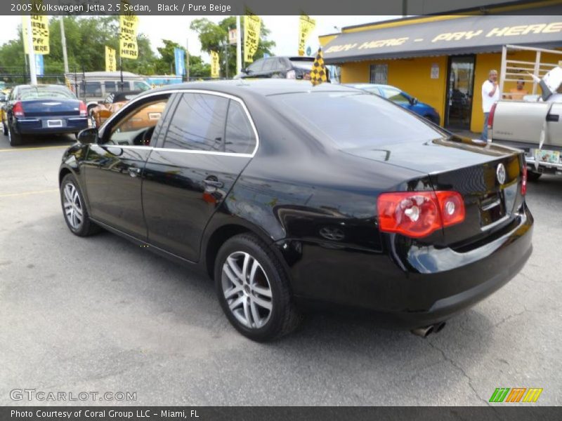 Black / Pure Beige 2005 Volkswagen Jetta 2.5 Sedan