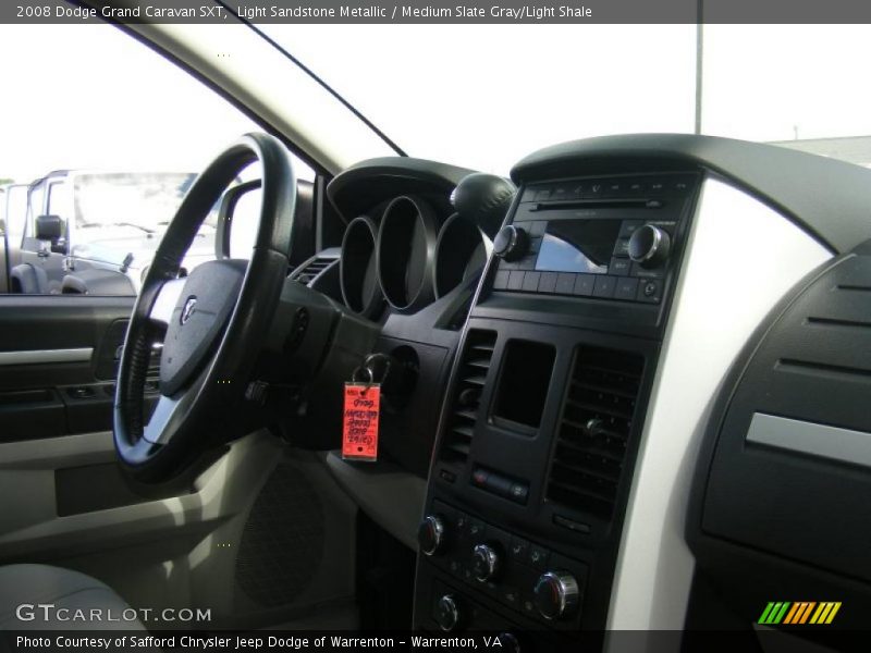 Light Sandstone Metallic / Medium Slate Gray/Light Shale 2008 Dodge Grand Caravan SXT