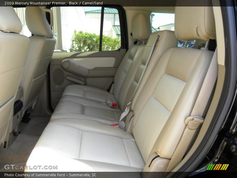  2009 Mountaineer Premier Camel/Sand Interior