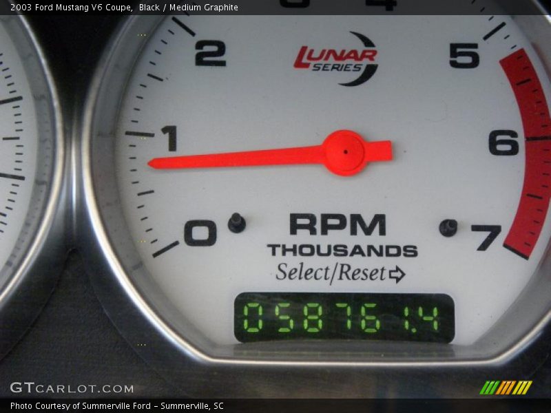 Black / Medium Graphite 2003 Ford Mustang V6 Coupe