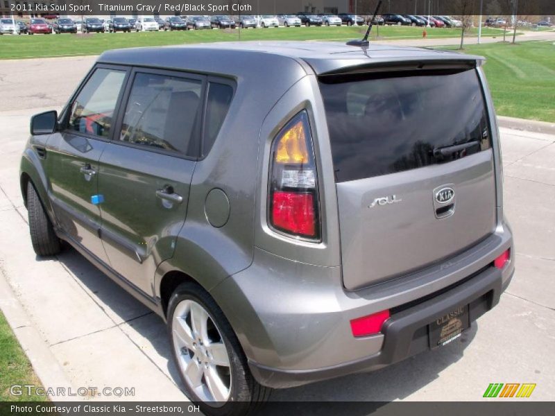 Titanium Gray / Red/Black Sport Cloth 2011 Kia Soul Sport