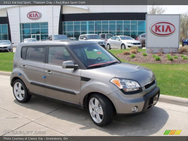 Titanium Gray / Red/Black Sport Cloth 2011 Kia Soul Sport