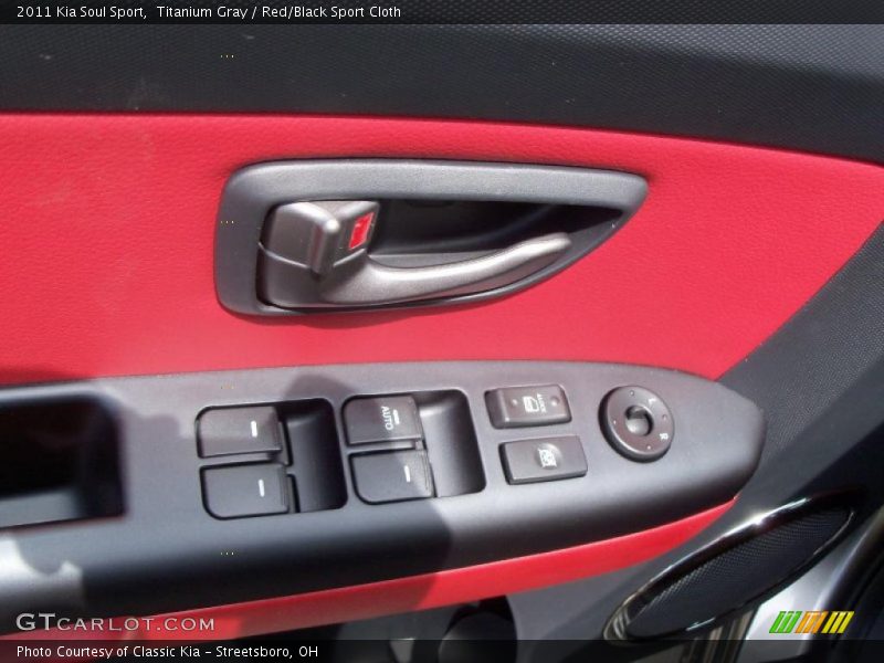 Titanium Gray / Red/Black Sport Cloth 2011 Kia Soul Sport