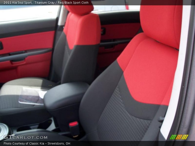 Titanium Gray / Red/Black Sport Cloth 2011 Kia Soul Sport