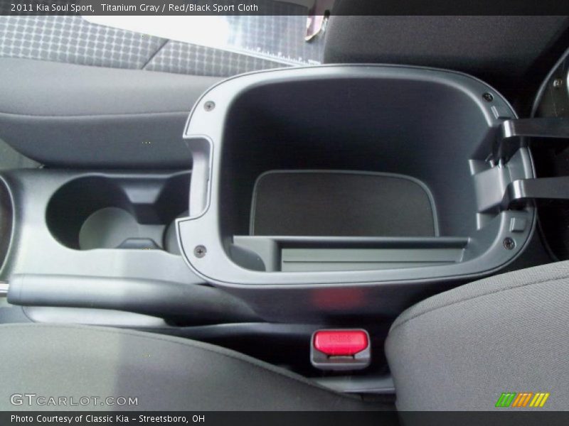 Titanium Gray / Red/Black Sport Cloth 2011 Kia Soul Sport