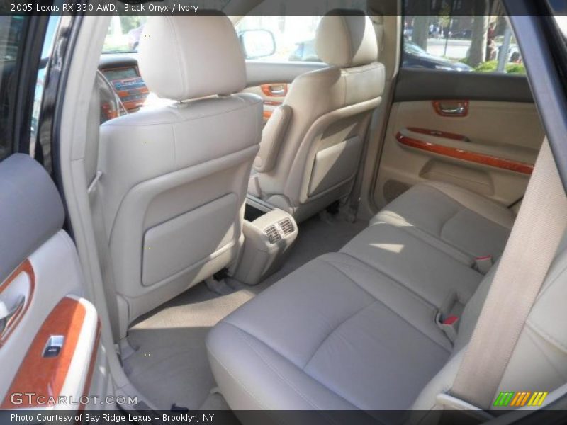 Black Onyx / Ivory 2005 Lexus RX 330 AWD